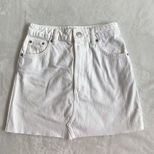 White denim Zara skirt